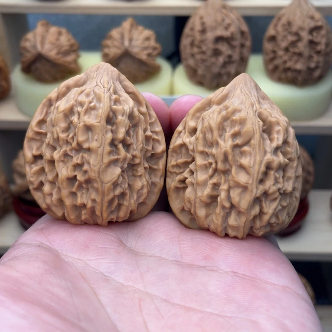 ****生文玩核桃吊坠鸡心41