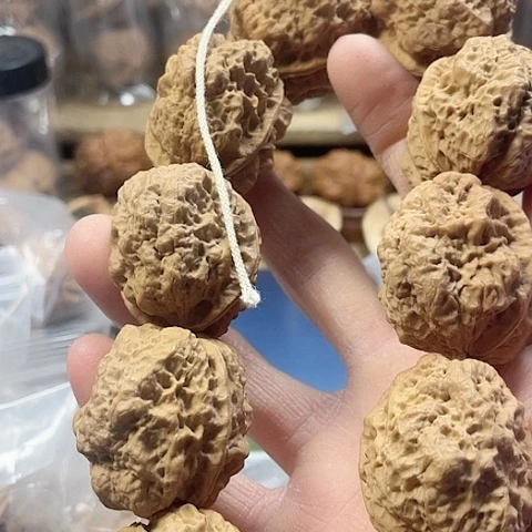 文玩核桃手串盘龙金蟾带彩10粒36