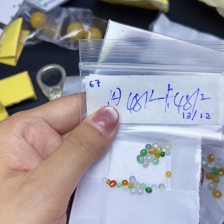 未镶嵌定制翡翠不