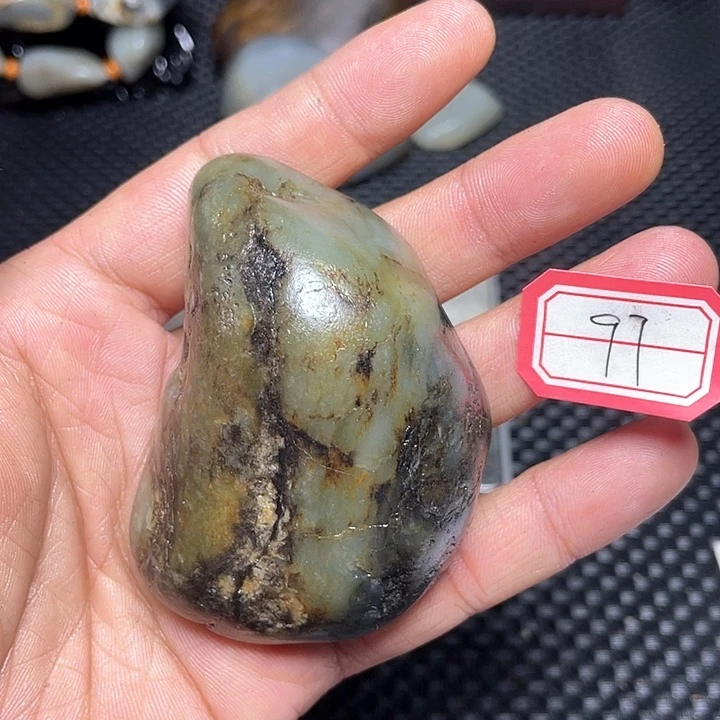 未镶嵌和田玉挂件97