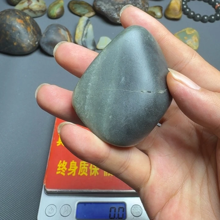 和田玉（子料）未镶嵌珠宝奇石123.6