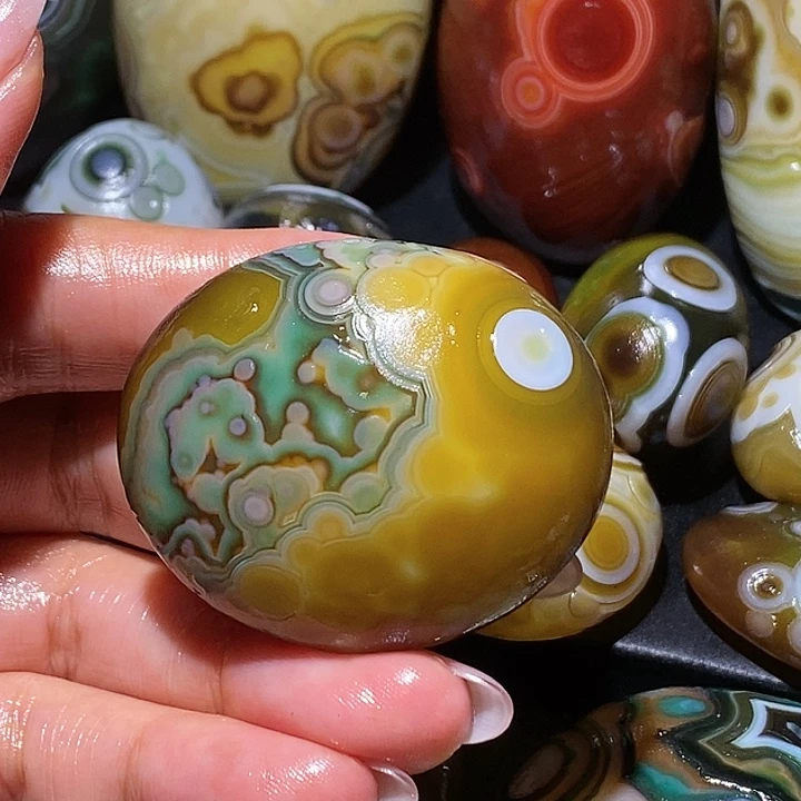 玛瑙/玉髓未镶嵌珠宝奇石27