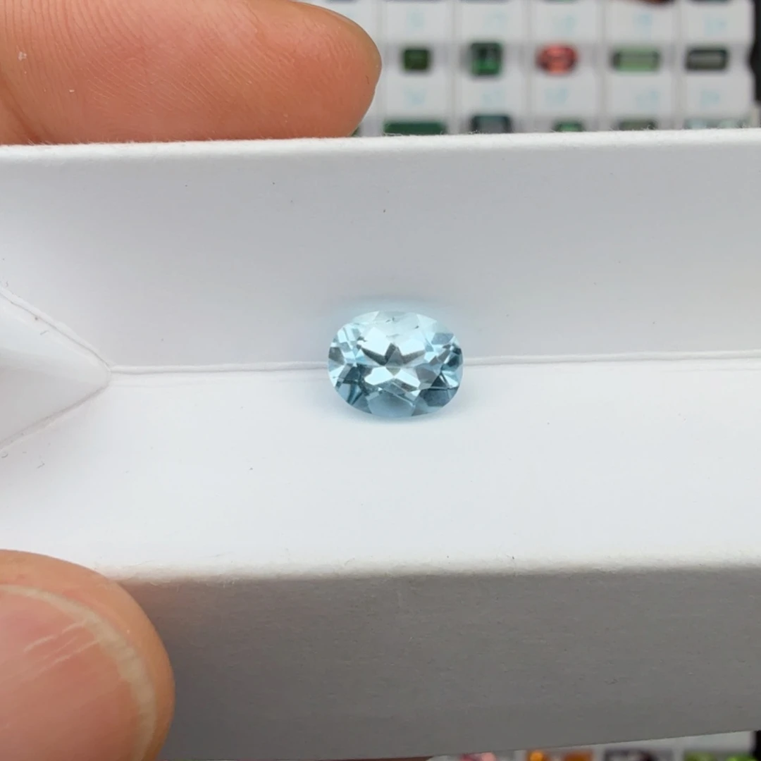 海蓝宝石裸石天然1.76克拉