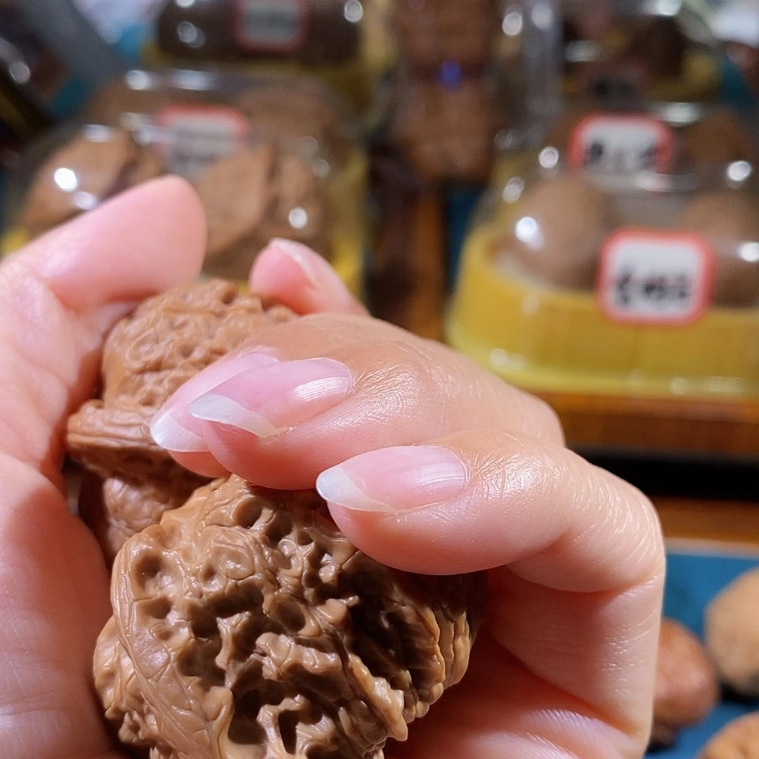 文玩核桃吊坠?****?血麒麟