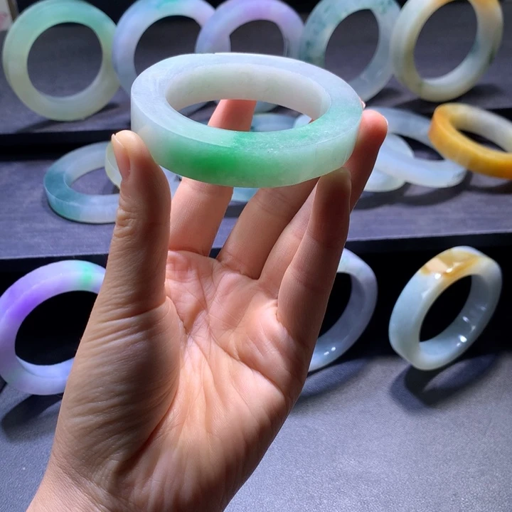 定制翡翠翡翠手镯未镶嵌