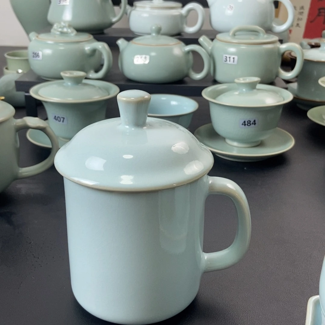 立***早一级品天青釉办公杯