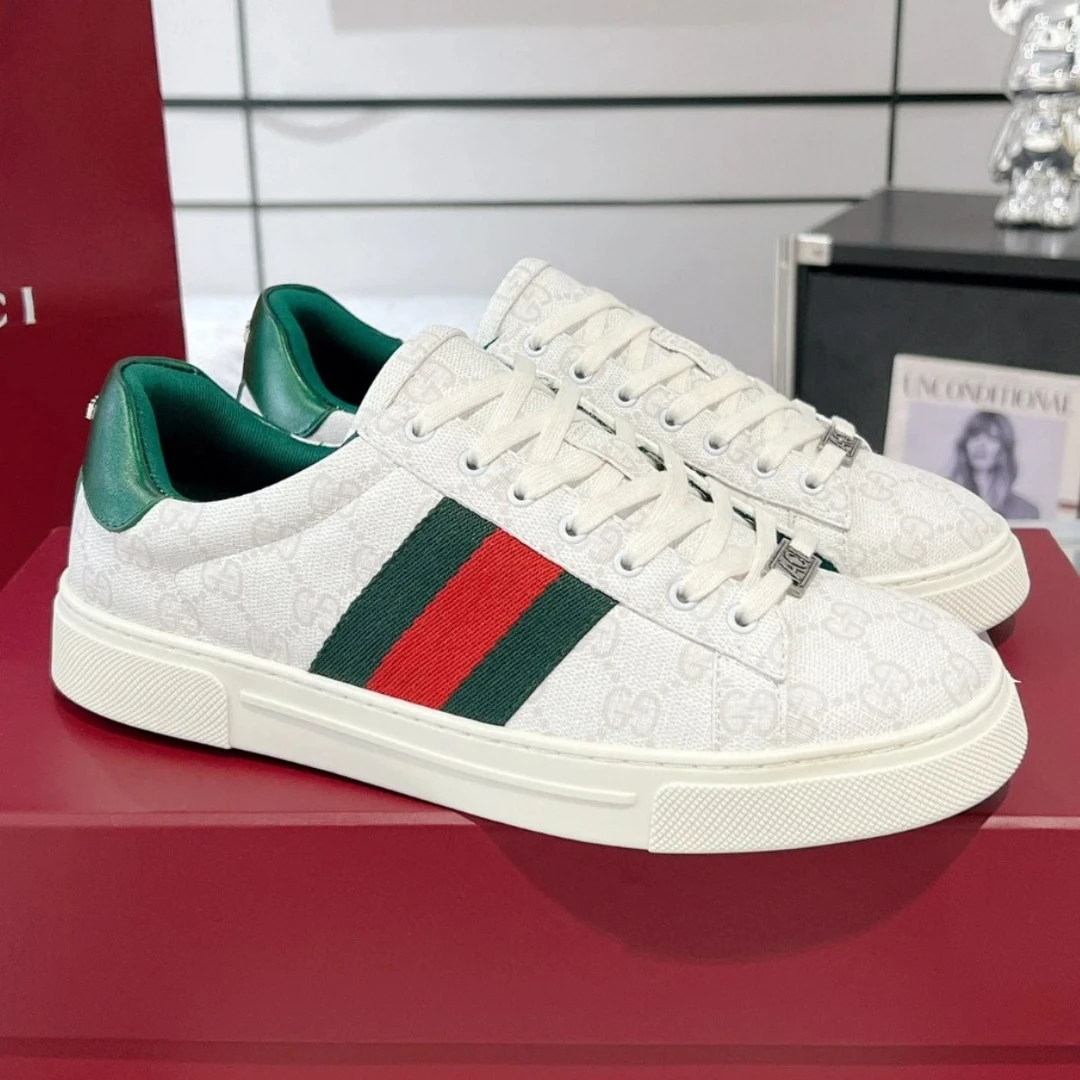 未使用 GUCCI/古驰 全新 ACE系列 银色字母标白色老花板鞋 36.5码