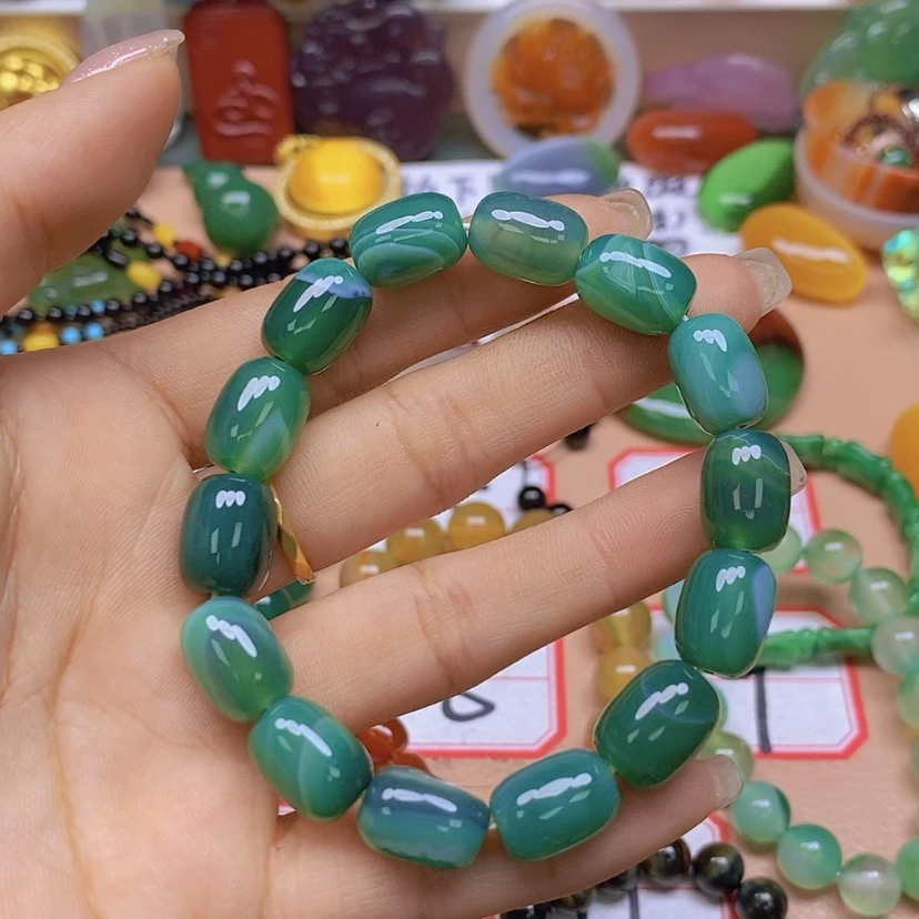 【闪购商品】玛瑙/玉髓颈饰未镶嵌馨**飞