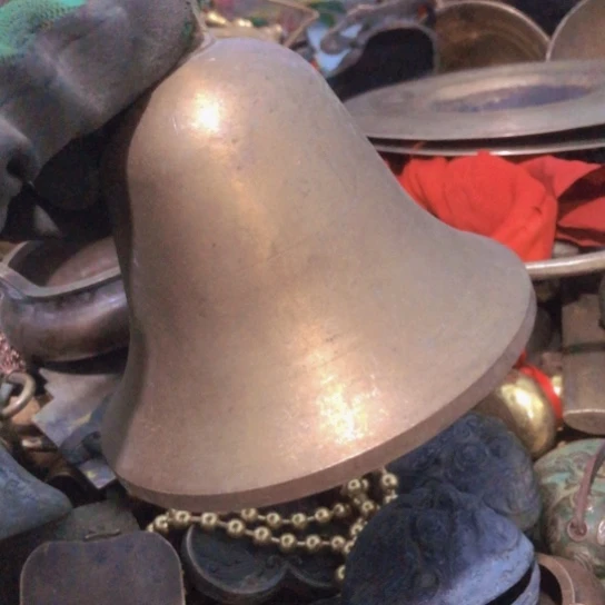 等*?闪电购铜摆件工艺品