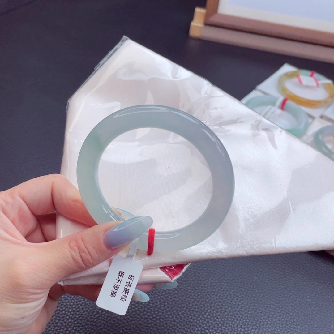 翡翠手镯未镶嵌5455圈9912