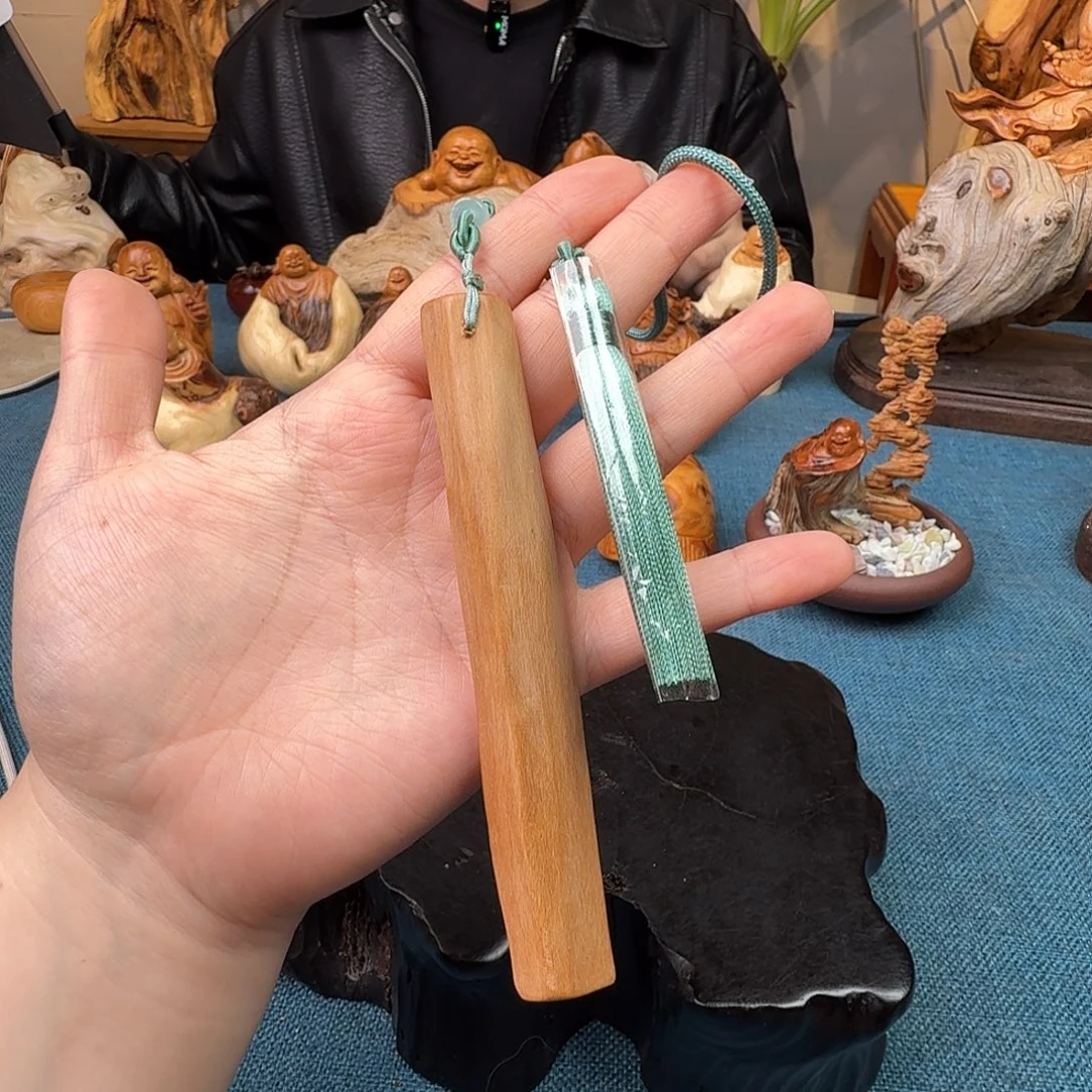 檀香木关注一下吧好