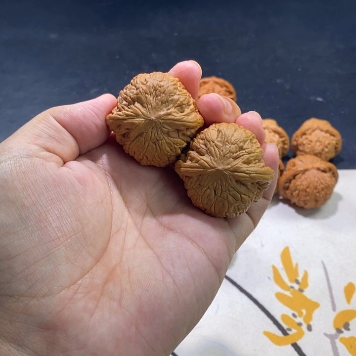 文玩核桃把件铁锤全品42尺09