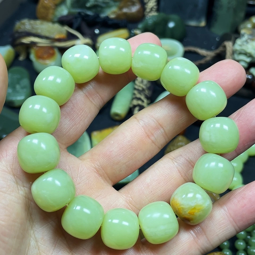 岫岩河磨玉（透闪石质玉）未镶嵌颈饰