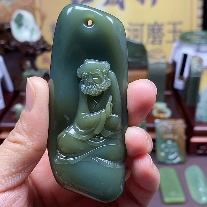 岫岩老玉（透闪石质玉）析木未镶嵌喝****风