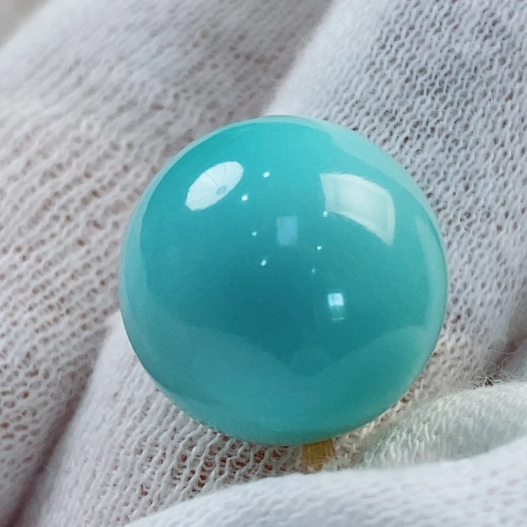 汤***圆绿松石未镶嵌原矿无优化