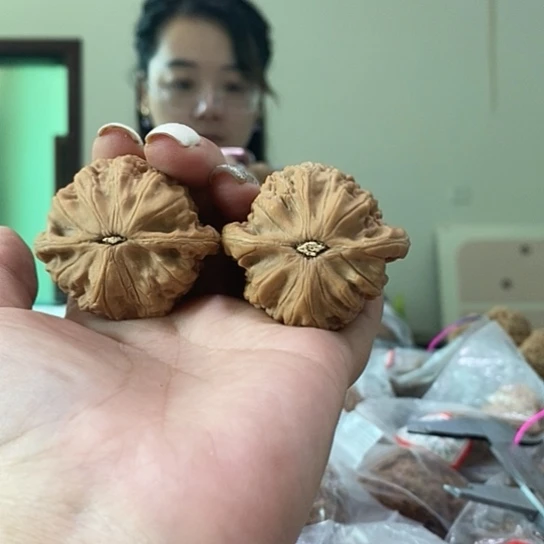 文玩核桃吊坠孔*涛44玄武狮子头