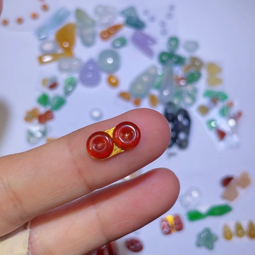 翡翠未镶嵌颈饰裸石