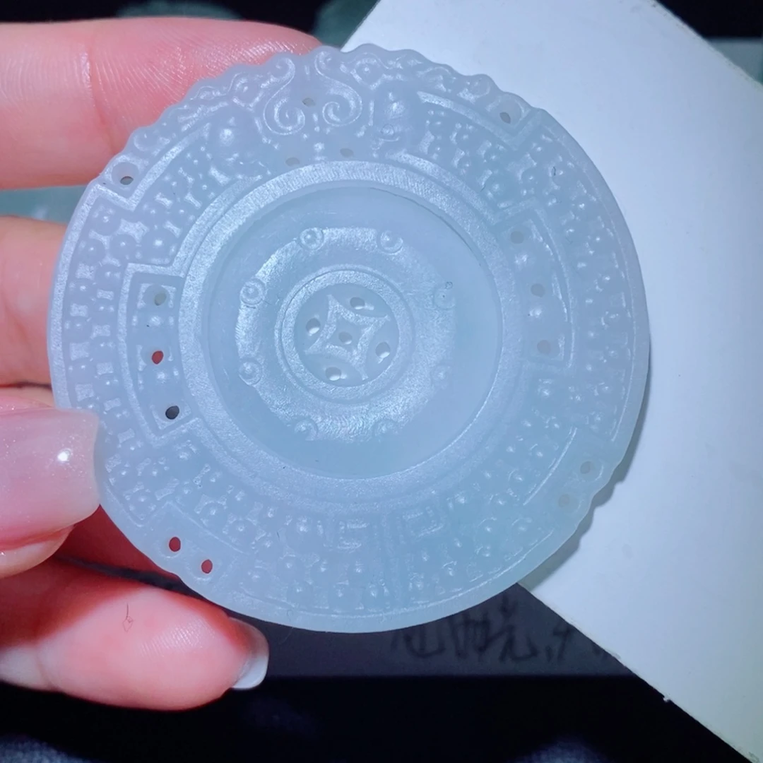 未镶嵌吊坠定制翡翠