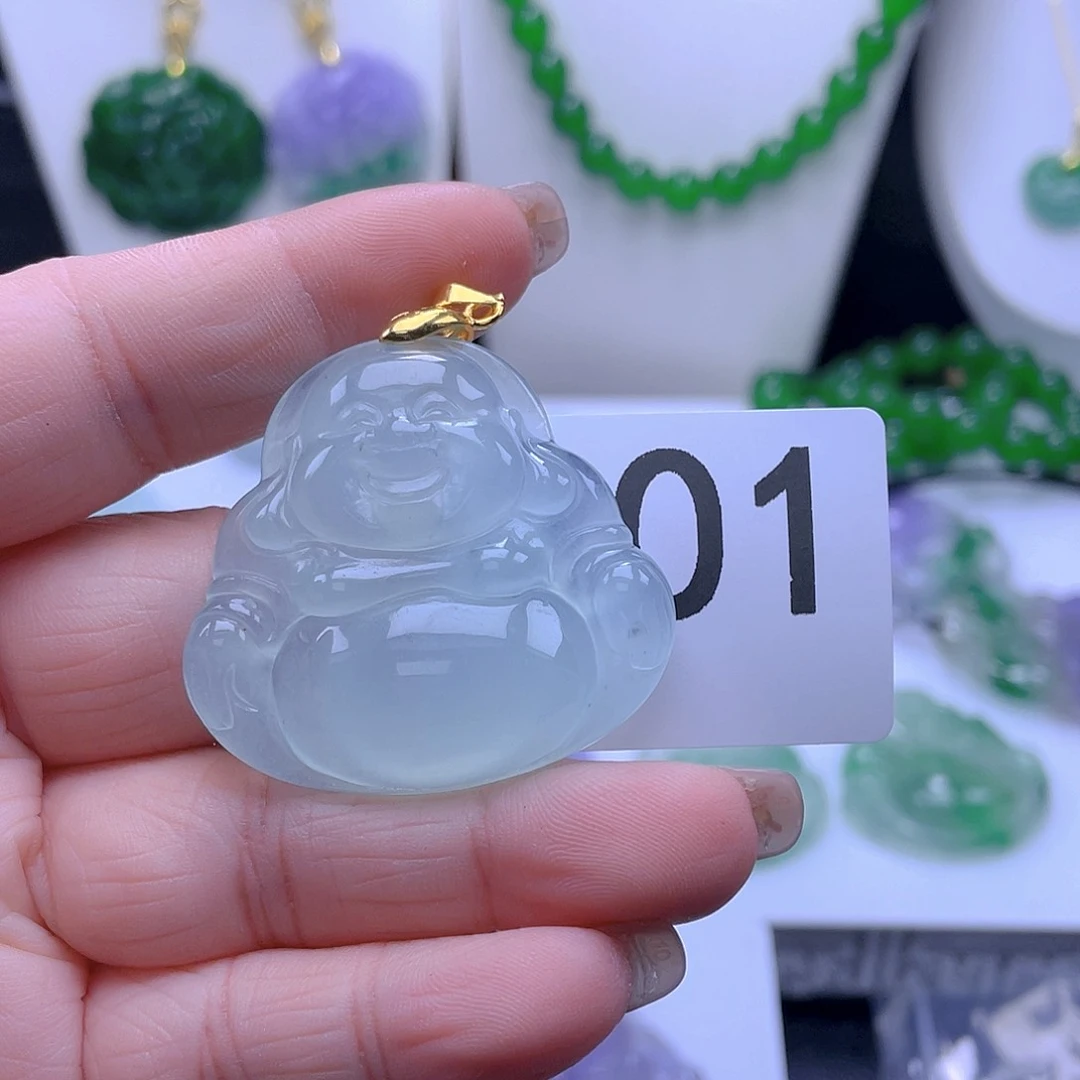 翡翠吊坠(赠链)未镶嵌