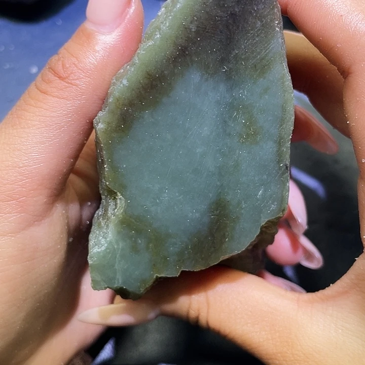 和田玉未镶嵌珠宝半成品