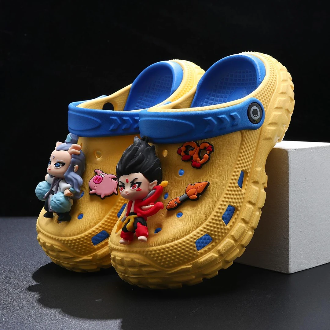 哪吒儿童洞洞鞋男童拖鞋2025夏季新款敖丙防滑宝宝男孩外穿沙滩鞋