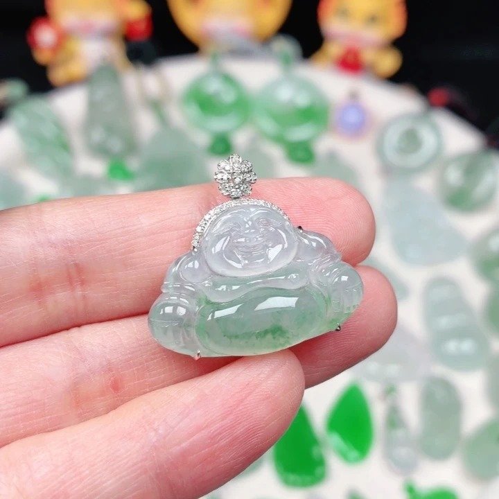 颈饰18K金镶嵌翡翠缅甸天然A货翡翠