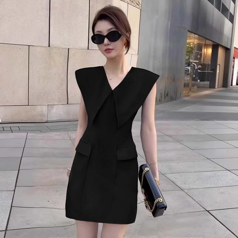 高端精致轻奢高级感法式气质名媛裙子大翻领无袖收腰连衣裙D3088