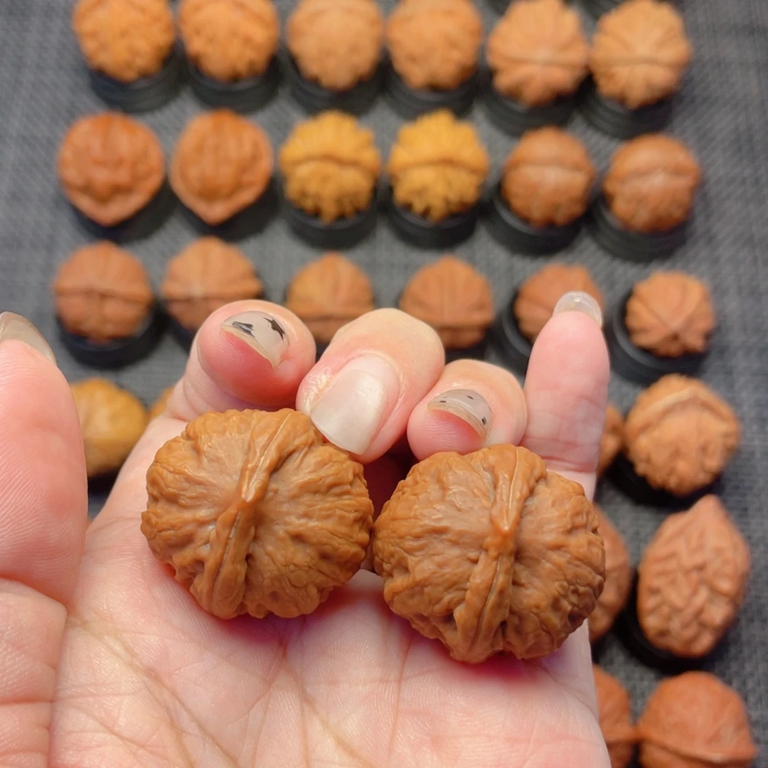 水***者文玩核桃把件磨盘