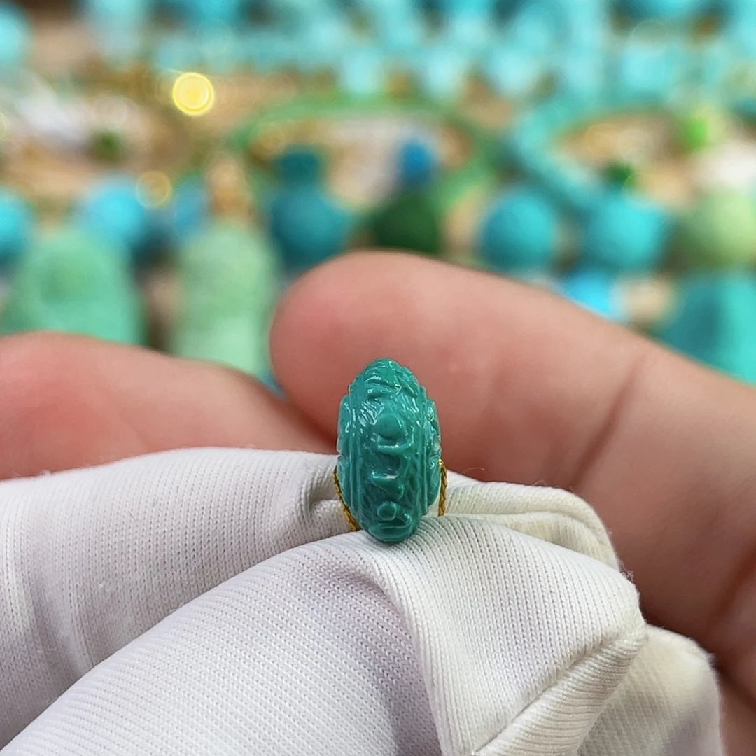 未镶嵌绿松石珠宝奇石