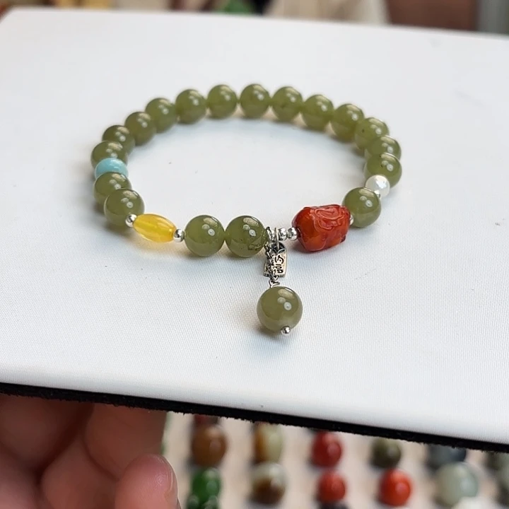 和田玉未镶嵌手链