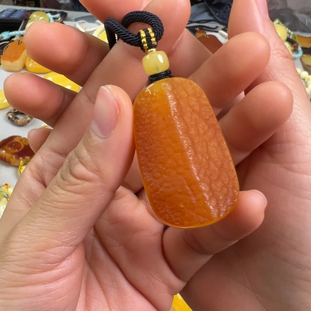 蜜蜡裸石未镶嵌蜜蜡