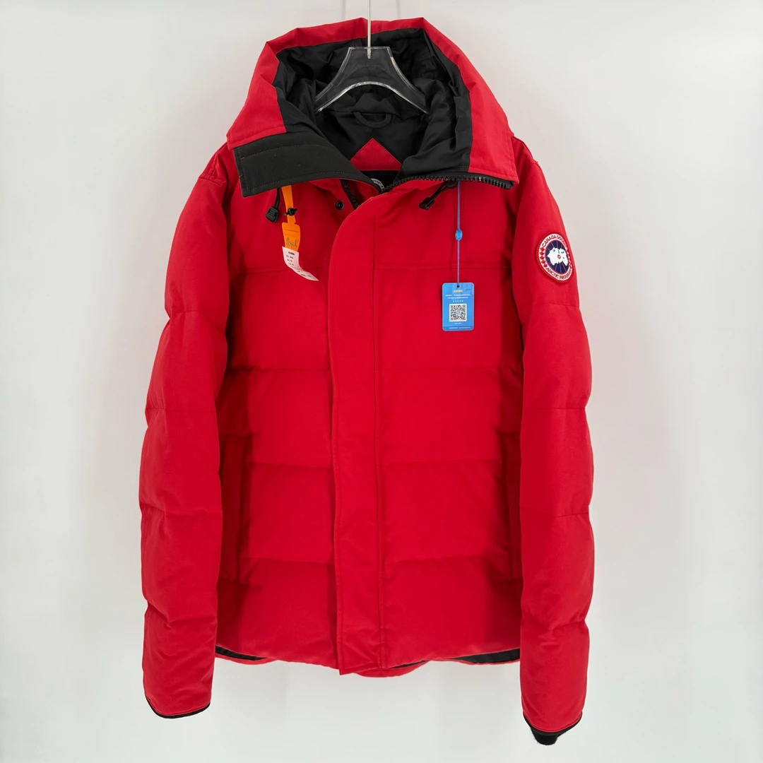 99新 CANADA GOOSE 大鹅红色臂章刺绣logo派克羽绒服/M码/Sw24522