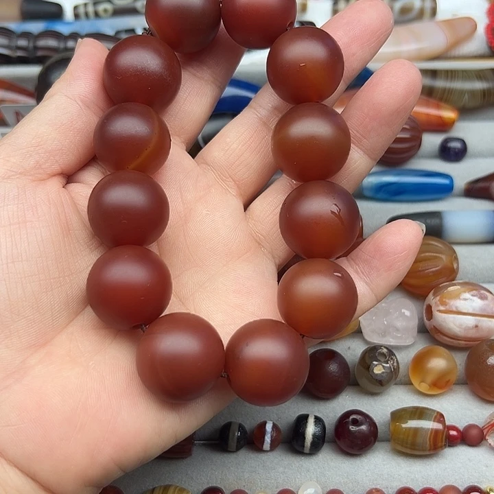 玛瑙/玉髓颈饰未镶嵌