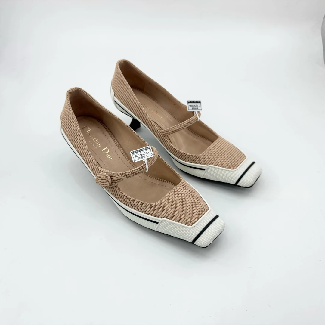 全新未使用 DIOR/迪奥 36.5码时尚裸色飞织方头拼接小猫跟T250186