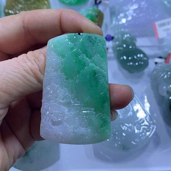 翡翠未镶嵌颈饰天然翡翠A货吊坠