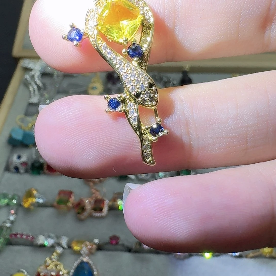 绿水晶戒指银S925镶嵌迎**花