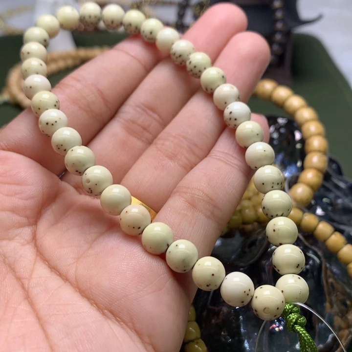 吊坠星月菩提A8、卡7圆珠大留白手持