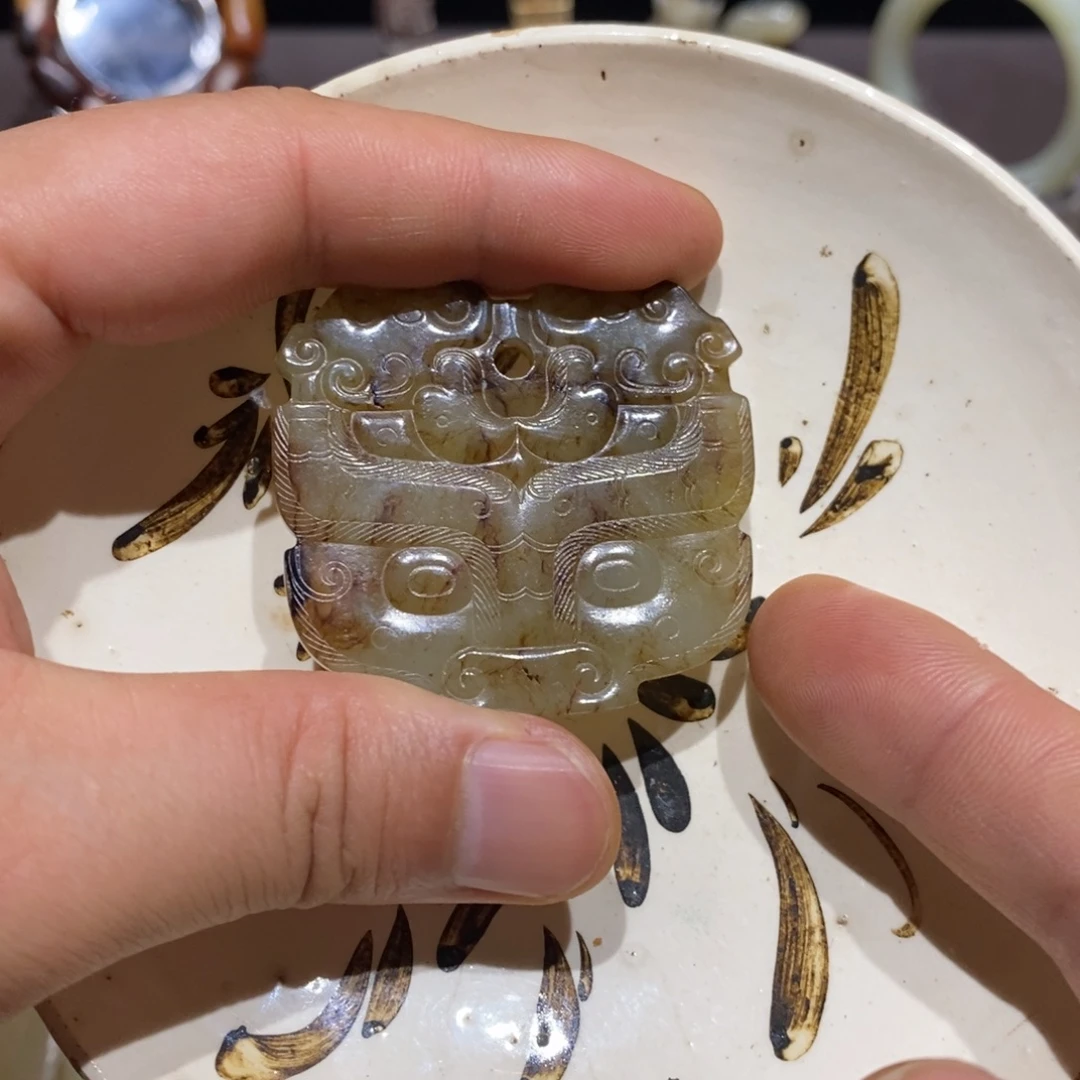 刘***己瓷片白底心好物推荐