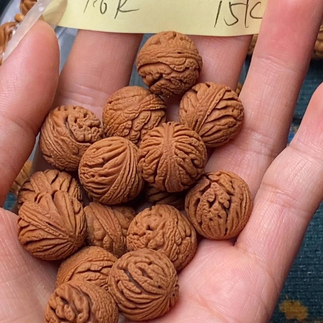 桃核吊坠秦岭龙纹桃核1