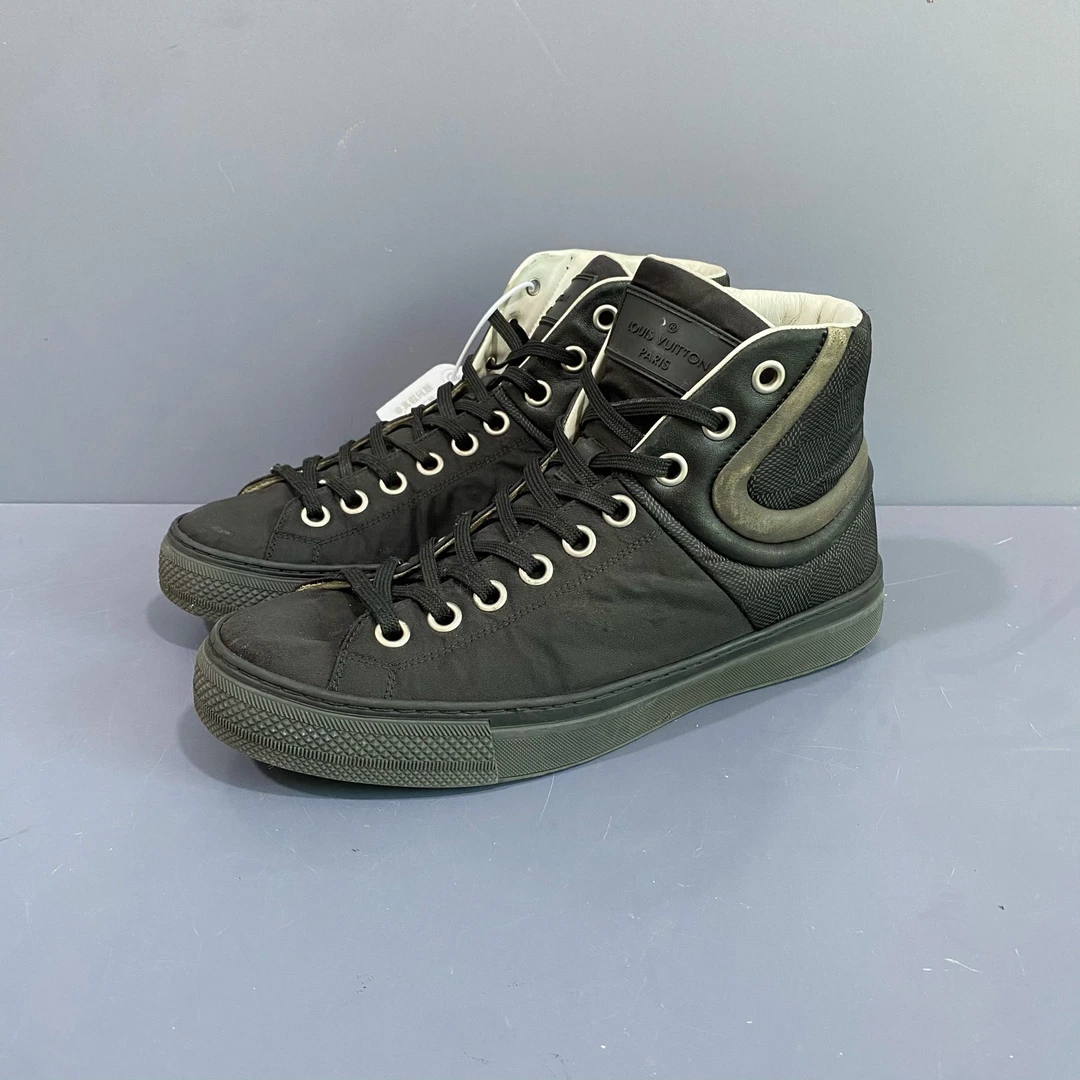 95新 LouisVuitton/路易威登 39.5码 LV黑绿休闲鞋 鞋面刮擦 260