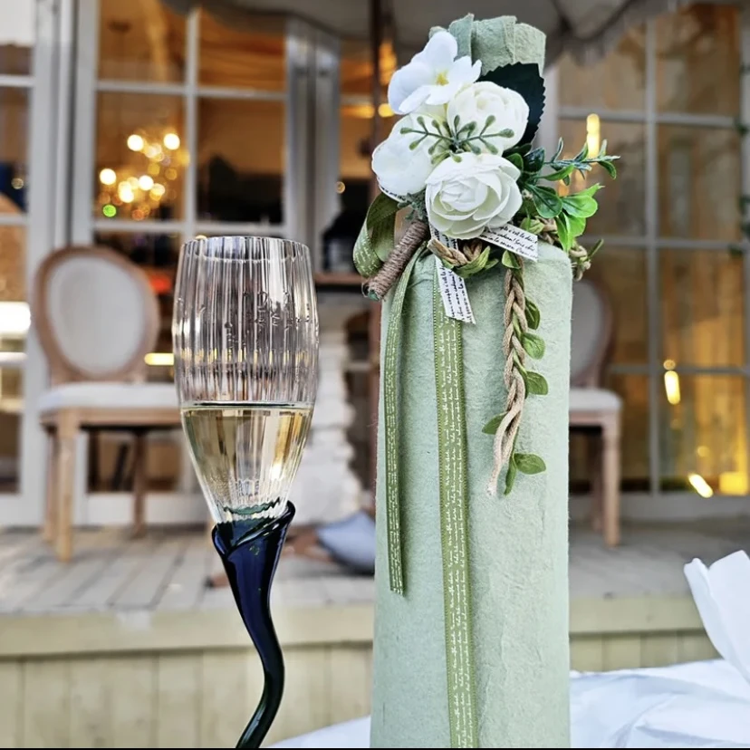 青提白玫瑰冰奶香法国艾薇拉半甜白葡萄酒酸甜女生礼物颜值高