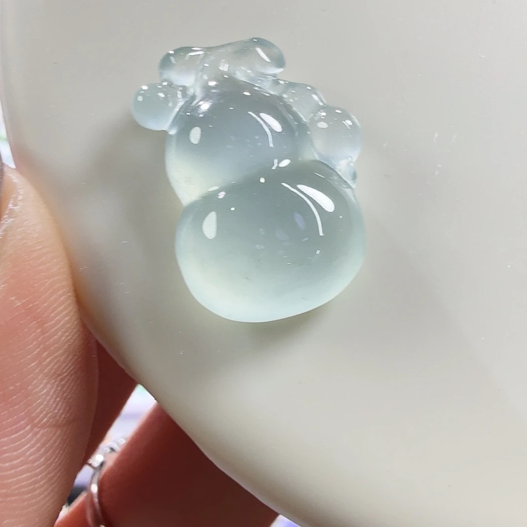 翡翠未镶嵌颈饰超有性价比