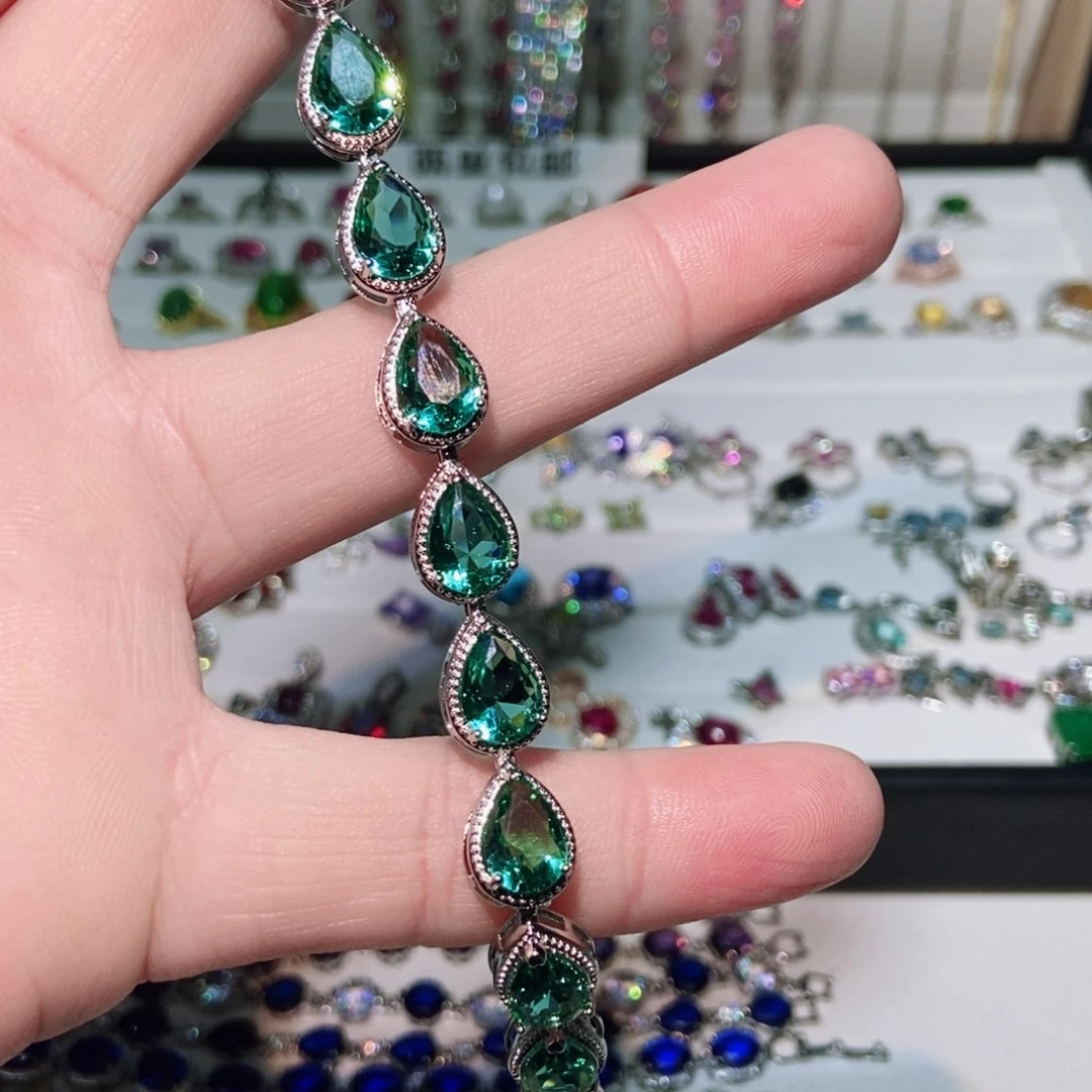 银S925镶嵌耳饰托帕石