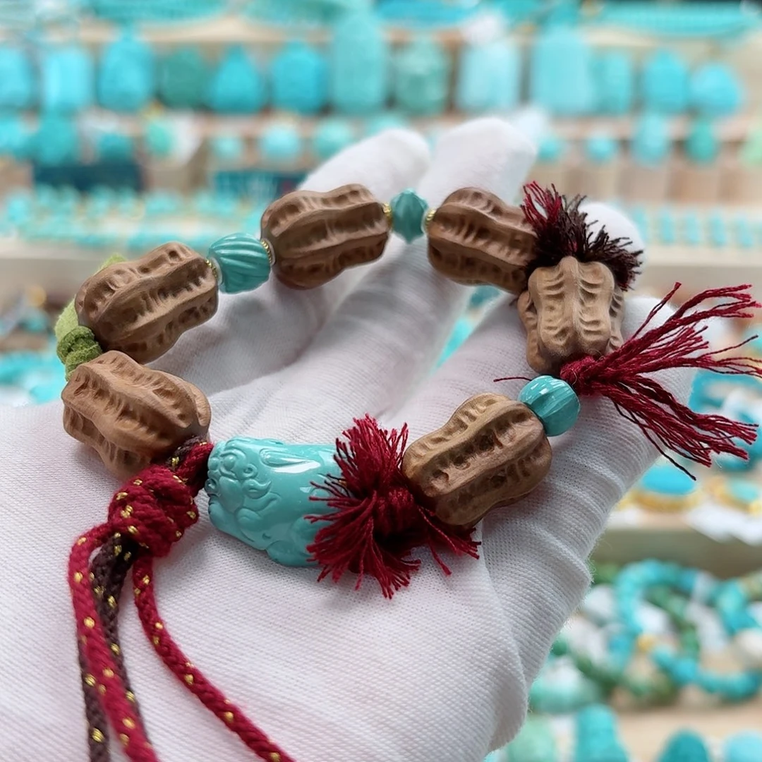 绿松石18K金镶嵌珠宝奇石