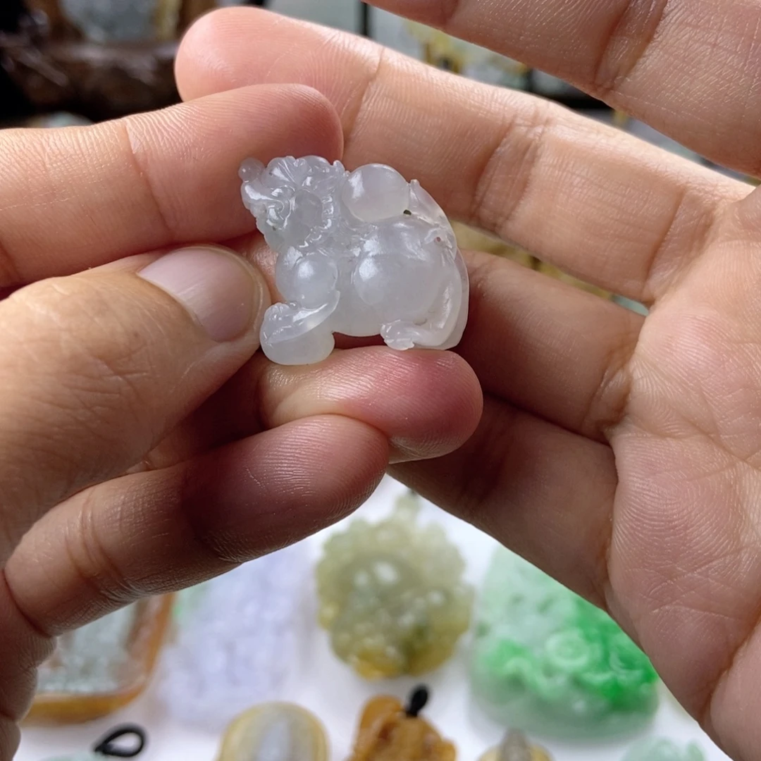 未镶嵌定制翡翠定制翡翠