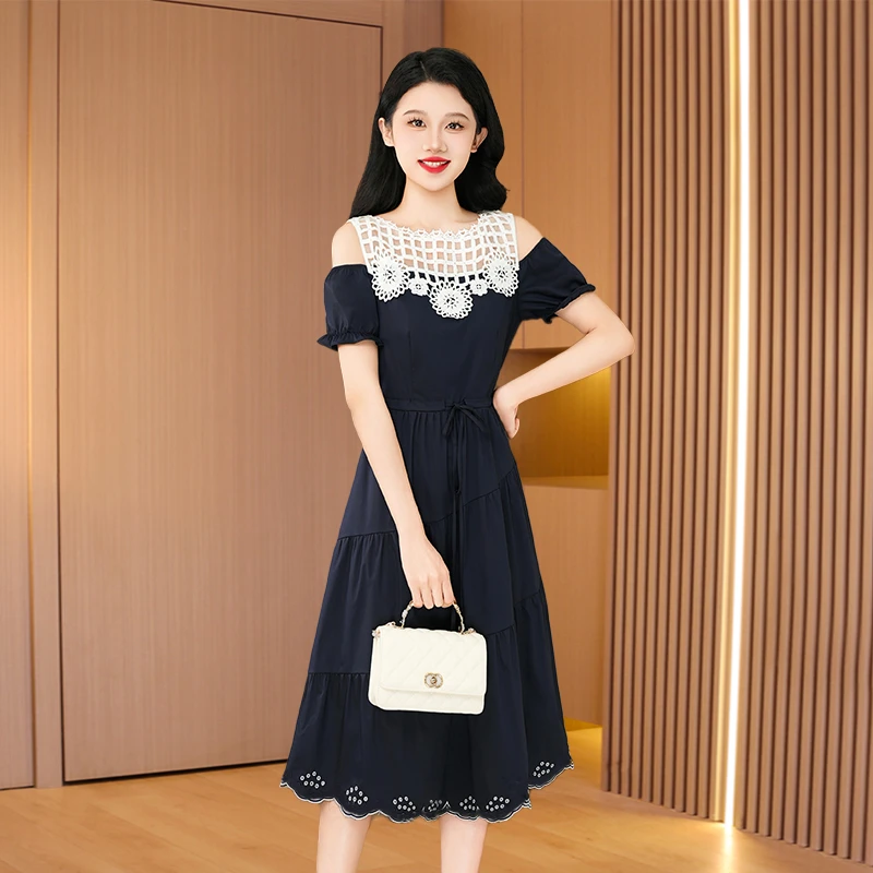 【现货】优雅洋气镂空设计感2025年爆款时尚收腰显瘦法式拼接连衣裙