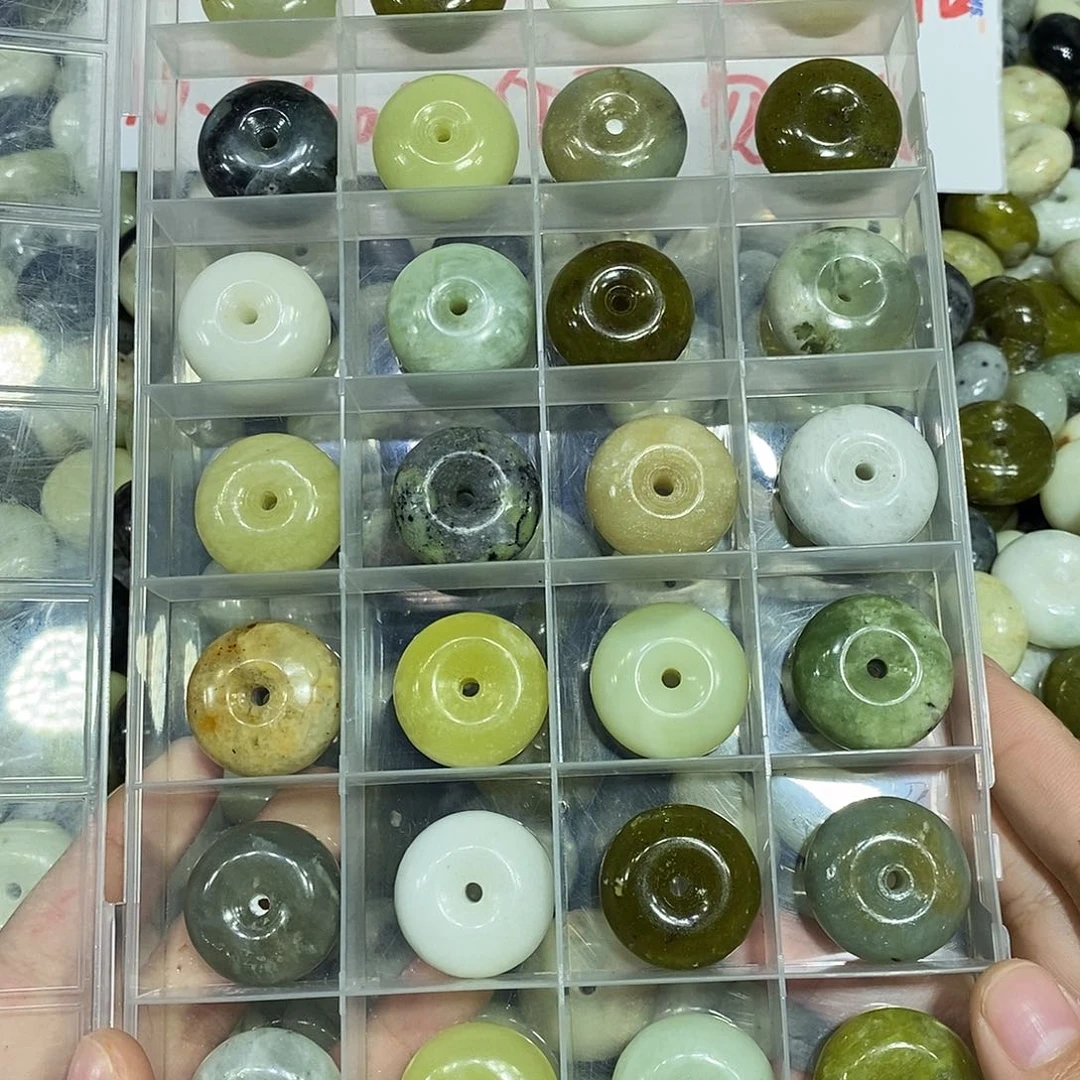 合金蛇纹石玉颈饰317