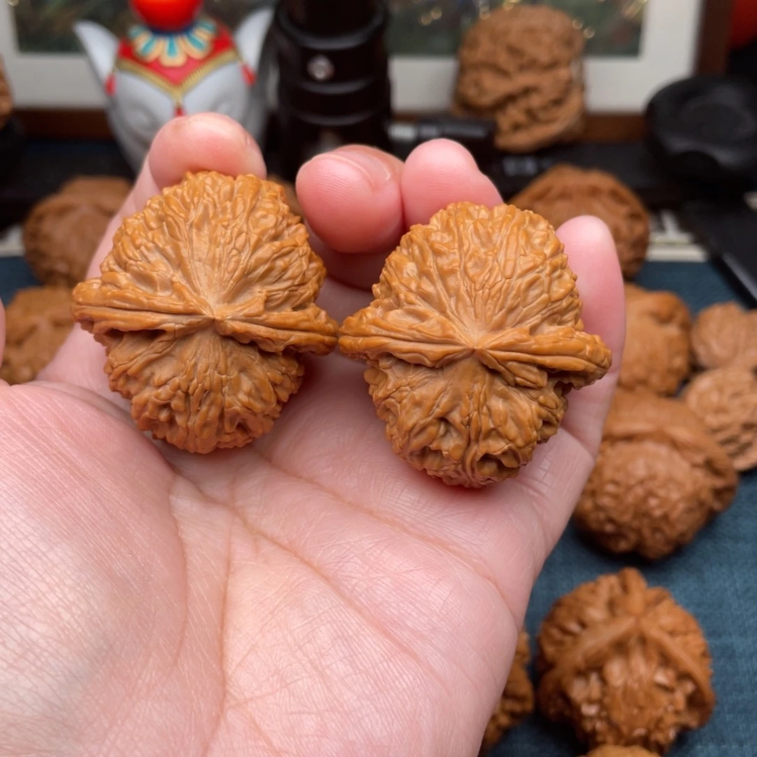 把件文玩核桃全品三角白40