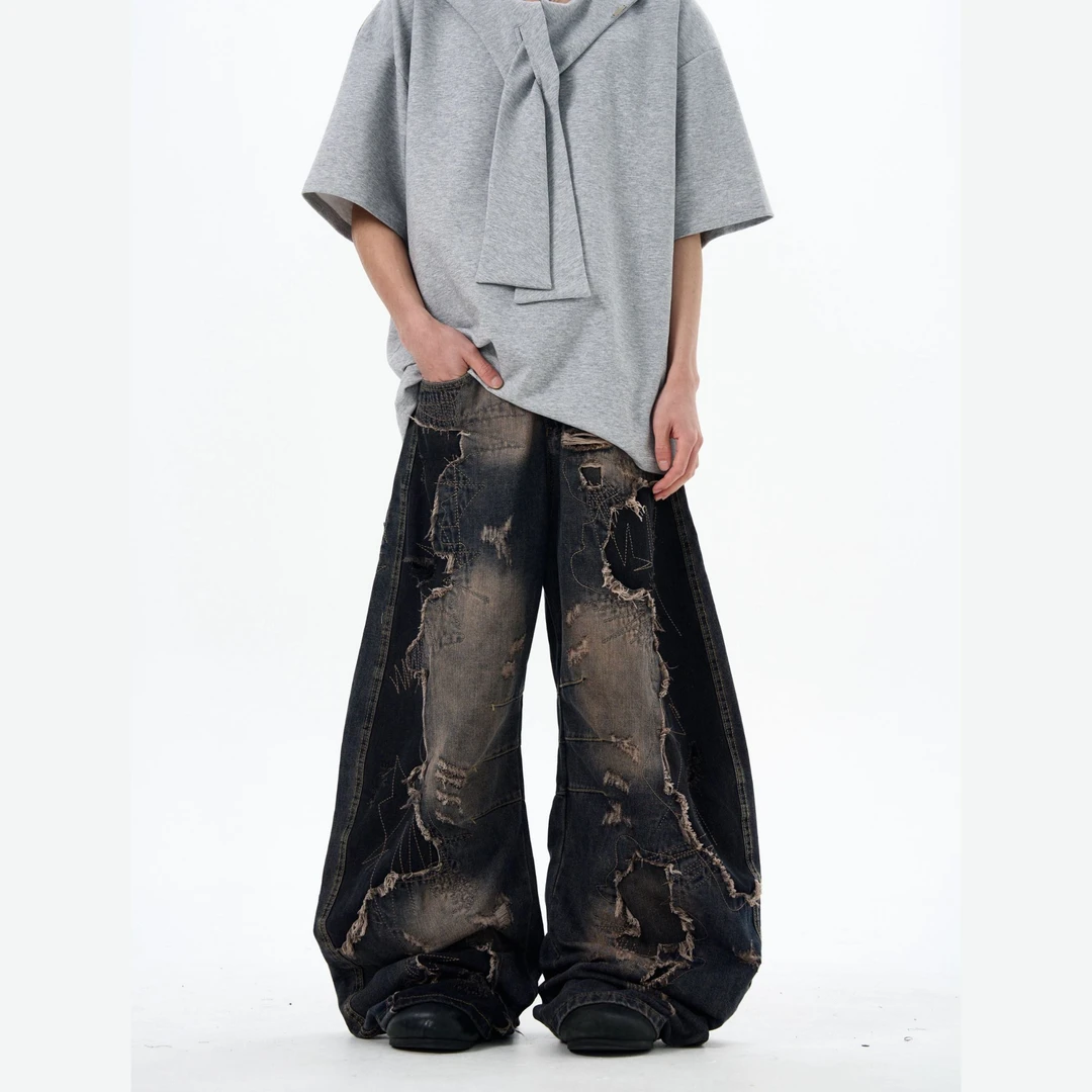 CleanlyGir 乱针刺绣 侵蚀拼接撞色破坏风渐变水洗弯刀牛仔裤