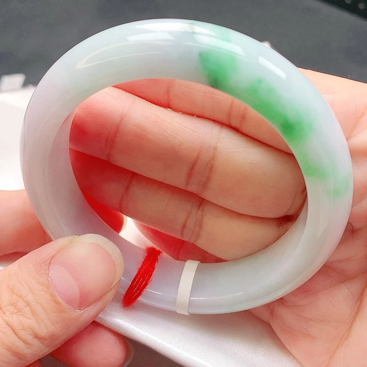 翡翠手镯未镶嵌手镯56